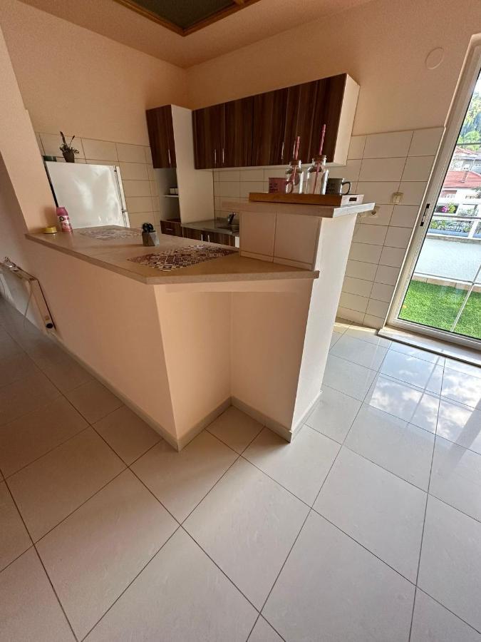 מוסטר Apartment Nina מראה חיצוני תמונה