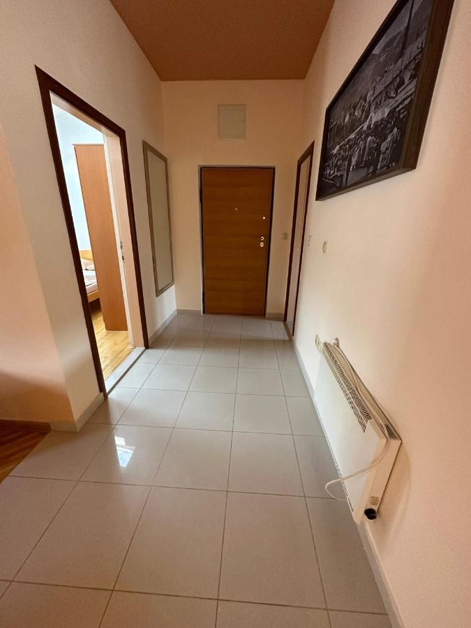 מוסטר Apartment Nina מראה חיצוני תמונה